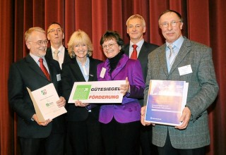 Verleihung des Gütesiegels Individuelle Förderung an das Gymnasium Borghorst durch die Ministerin